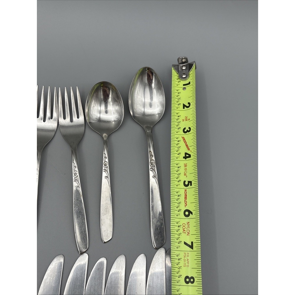 Vintage Oneida Spice Pattern 21 Pc Flatware Floral Fork Spoon Butter‎ Knife - Picture 5 of 14